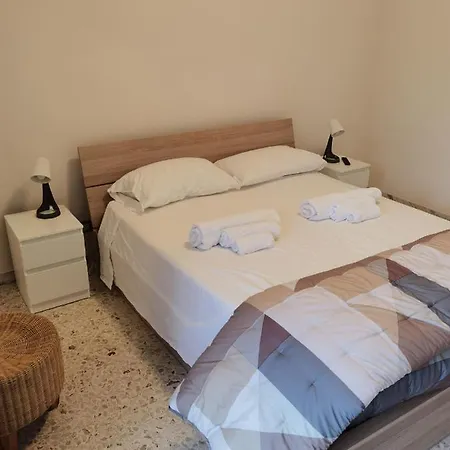 Parco 2 Giugno فندق مبيت وإفطار