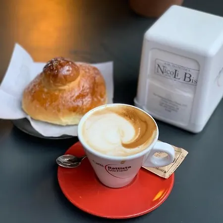 Parco 2 Giugno Couette-café