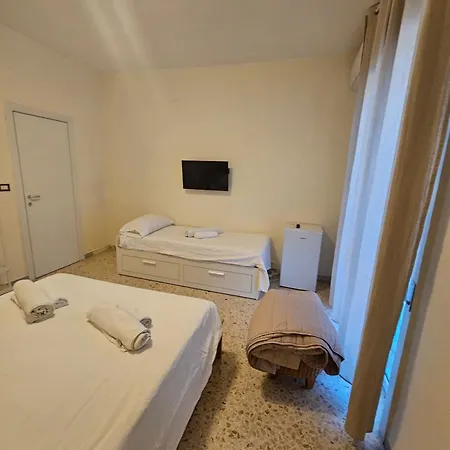 Parco 2 Giugno 3*