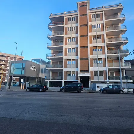 Parco 2 Giugno Bed and Breakfast 3*